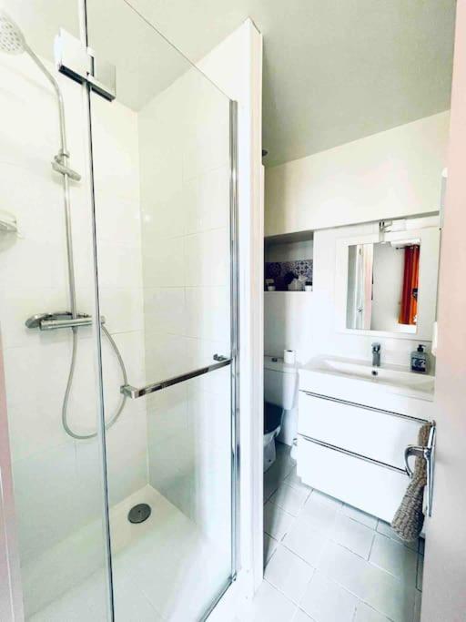 The King Duplex In The Enter Of Fontainebleau Apartment Phòng bức ảnh