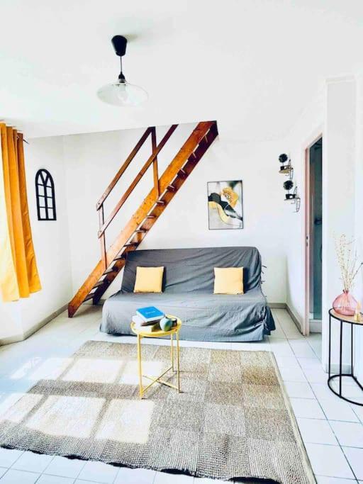The King Duplex In The Enter Of Fontainebleau Apartment Phòng bức ảnh